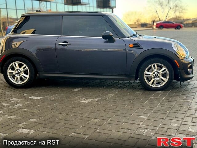 Сірий Міні Hatch, об'ємом двигуна 1.6 л та пробігом 176 тис. км за 7500 $, фото 5 на Automoto.ua