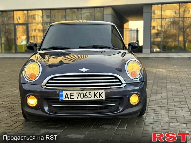 Сірий Міні Hatch, об'ємом двигуна 1.6 л та пробігом 176 тис. км за 7500 $, фото 2 на Automoto.ua