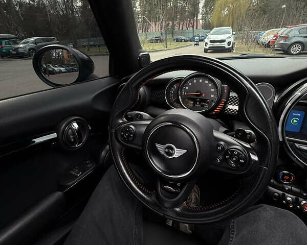 Серый Мини Hatch, объемом двигателя 2 л и пробегом 121 тыс. км за 13000 $, фото 22 на Automoto.ua