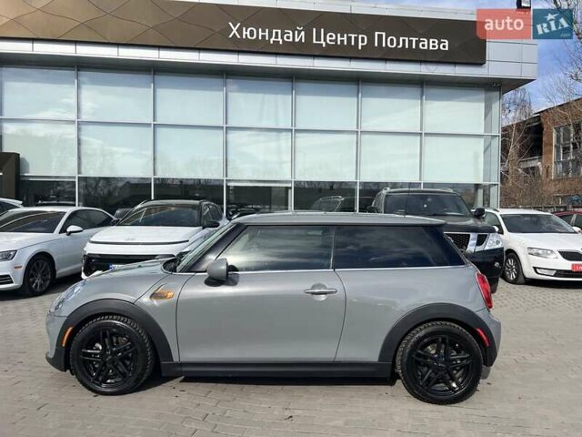 Серый Мини Hatch, объемом двигателя 1.5 л и пробегом 89 тыс. км за 10500 $, фото 2 на Automoto.ua