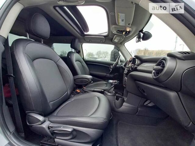Серый Мини Hatch, объемом двигателя 1.5 л и пробегом 89 тыс. км за 10500 $, фото 12 на Automoto.ua