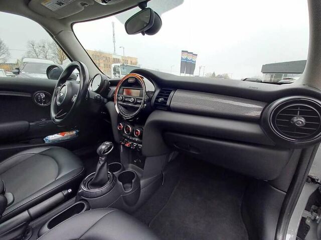 Серый Мини Hatch, объемом двигателя 1.5 л и пробегом 89 тыс. км за 10500 $, фото 13 на Automoto.ua