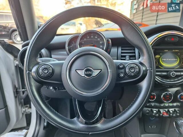 Серый Мини Hatch, объемом двигателя 1.5 л и пробегом 81 тыс. км за 10900 $, фото 21 на Automoto.ua