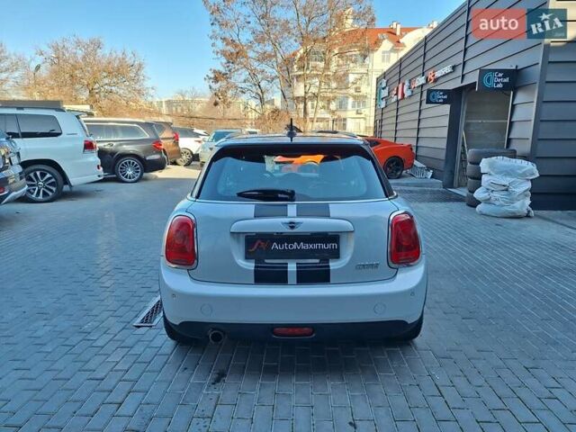 Серый Мини Hatch, объемом двигателя 1.5 л и пробегом 81 тыс. км за 10900 $, фото 4 на Automoto.ua
