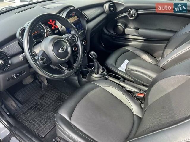 Серый Мини Hatch, объемом двигателя 1.5 л и пробегом 89 тыс. км за 10500 $, фото 3 на Automoto.ua