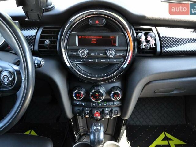 Серый Мини Hatch, объемом двигателя 2 л и пробегом 119 тыс. км за 14999 $, фото 40 на Automoto.ua