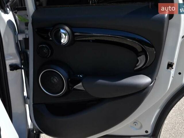 Серый Мини Hatch, объемом двигателя 2 л и пробегом 119 тыс. км за 14999 $, фото 29 на Automoto.ua