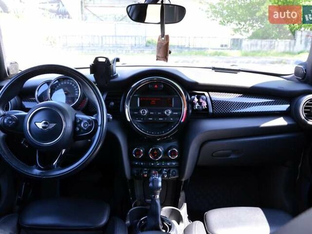 Серый Мини Hatch, объемом двигателя 2 л и пробегом 119 тыс. км за 14999 $, фото 39 на Automoto.ua