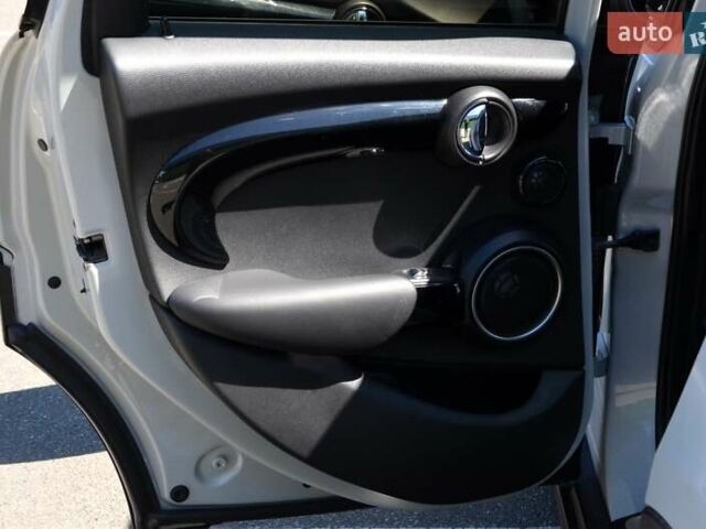 Серый Мини Hatch, объемом двигателя 2 л и пробегом 119 тыс. км за 14999 $, фото 26 на Automoto.ua