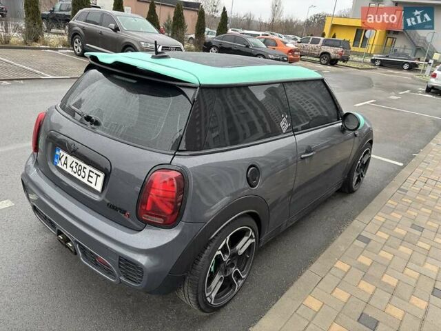 Серый Мини Hatch, объемом двигателя 2 л и пробегом 184 тыс. км за 13900 $, фото 5 на Automoto.ua