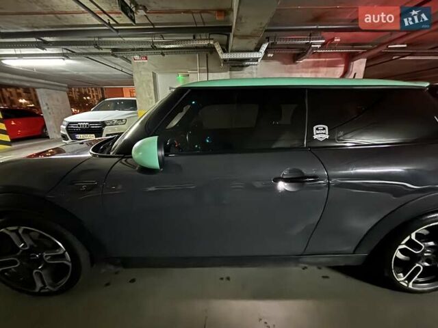Серый Мини Hatch, объемом двигателя 2 л и пробегом 184 тыс. км за 13900 $, фото 19 на Automoto.ua