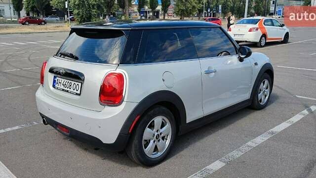 Серый Мини Hatch, объемом двигателя 1.5 л и пробегом 44 тыс. км за 14500 $, фото 5 на Automoto.ua