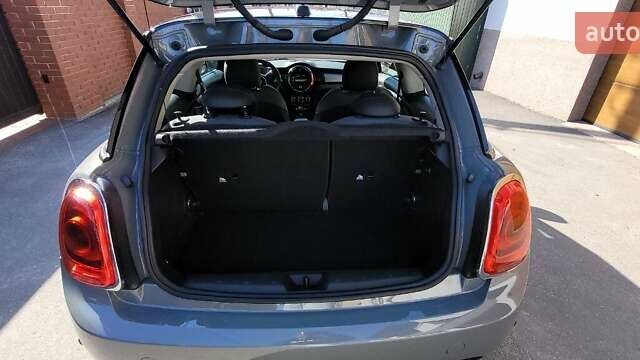 Серый Мини Hatch, объемом двигателя 1.5 л и пробегом 53 тыс. км за 15000 $, фото 12 на Automoto.ua