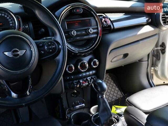 Серый Мини Hatch, объемом двигателя 2 л и пробегом 119 тыс. км за 14999 $, фото 28 на Automoto.ua