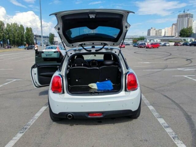 Сірий Міні Hatch, об'ємом двигуна 1.5 л та пробігом 45 тис. км за 14500 $, фото 9 на Automoto.ua