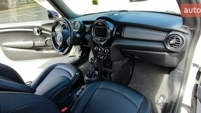Серый Мини Hatch, объемом двигателя 1.5 л и пробегом 44 тыс. км за 14500 $, фото 16 на Automoto.ua
