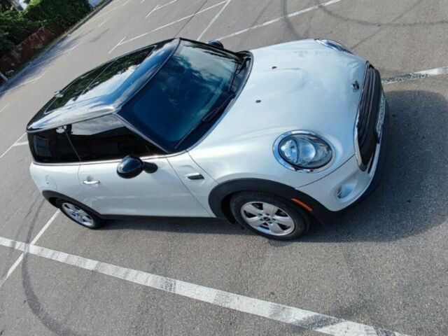 Сірий Міні Hatch, об'ємом двигуна 1.5 л та пробігом 45 тис. км за 14500 $, фото 8 на Automoto.ua