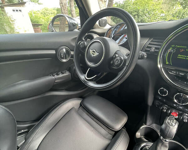 Серый Мини Hatch, объемом двигателя 1.5 л и пробегом 72 тыс. км за 13200 $, фото 7 на Automoto.ua