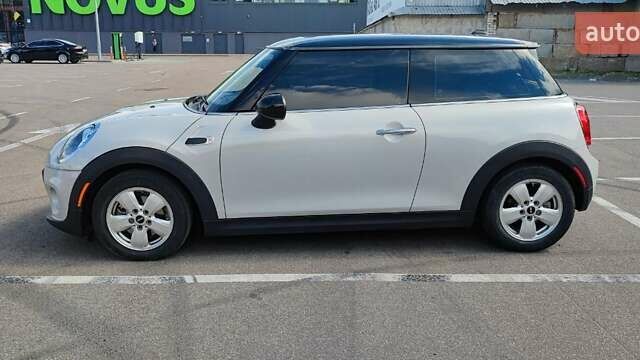 Серый Мини Hatch, объемом двигателя 1.5 л и пробегом 44 тыс. км за 14500 $, фото 3 на Automoto.ua