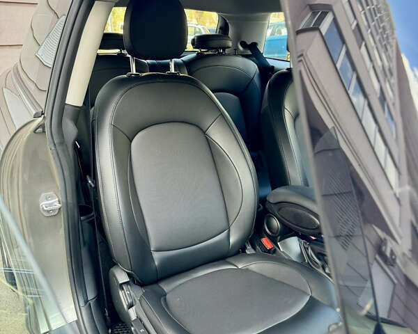 Сірий Міні Hatch, об'ємом двигуна 1.5 л та пробігом 61 тис. км за 10900 $, фото 6 на Automoto.ua