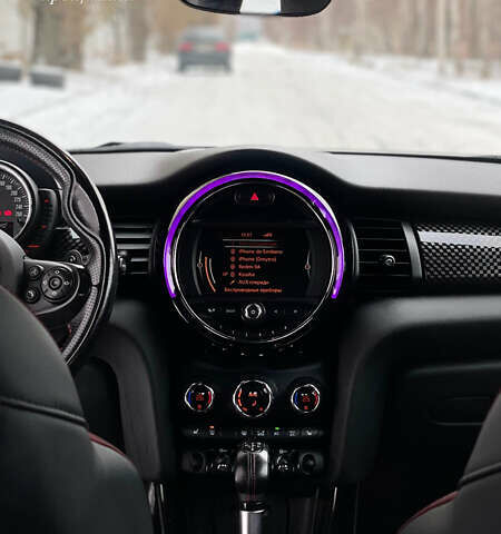 Серый Мини Hatch, объемом двигателя 2 л и пробегом 150 тыс. км за 17500 $, фото 12 на Automoto.ua