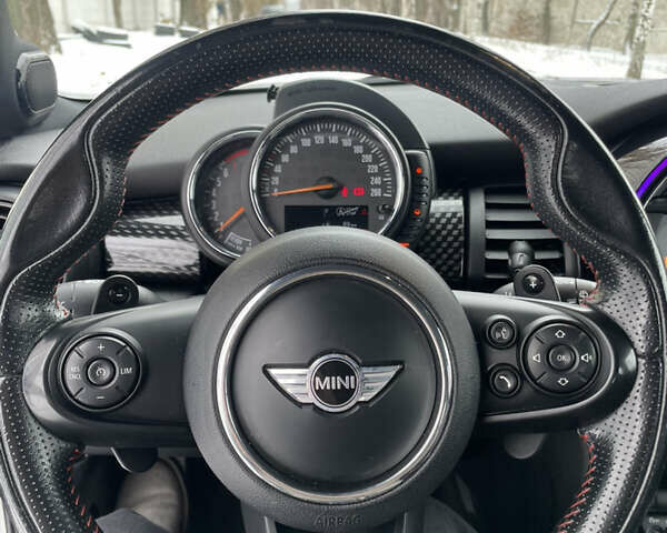 Серый Мини Hatch, объемом двигателя 2 л и пробегом 150 тыс. км за 17500 $, фото 9 на Automoto.ua