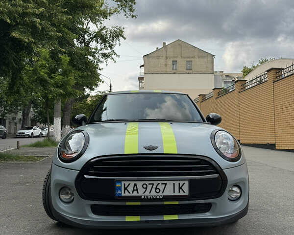 Серый Мини Hatch, объемом двигателя 1.5 л и пробегом 116 тыс. км за 12600 $, фото 3 на Automoto.ua