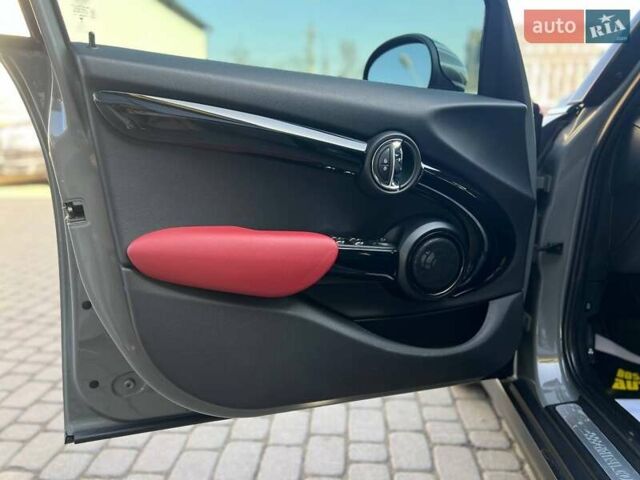 Серый Мини Hatch, объемом двигателя 2 л и пробегом 46 тыс. км за 17500 $, фото 8 на Automoto.ua