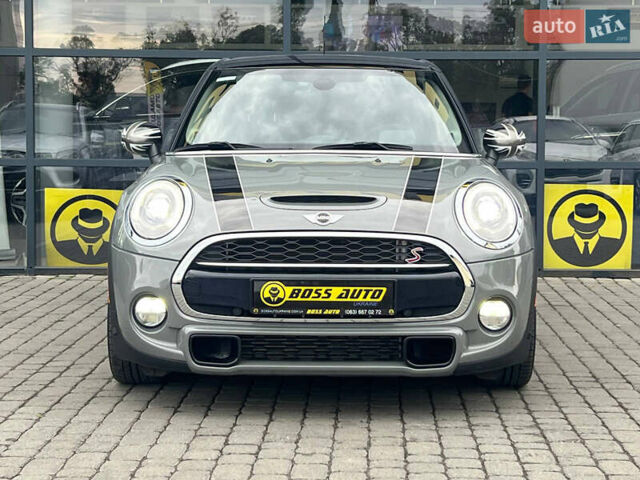 Серый Мини Hatch, объемом двигателя 2 л и пробегом 46 тыс. км за 17500 $, фото 1 на Automoto.ua