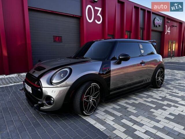 Серый Мини Hatch, объемом двигателя 2 л и пробегом 104 тыс. км за 19700 $, фото 19 на Automoto.ua