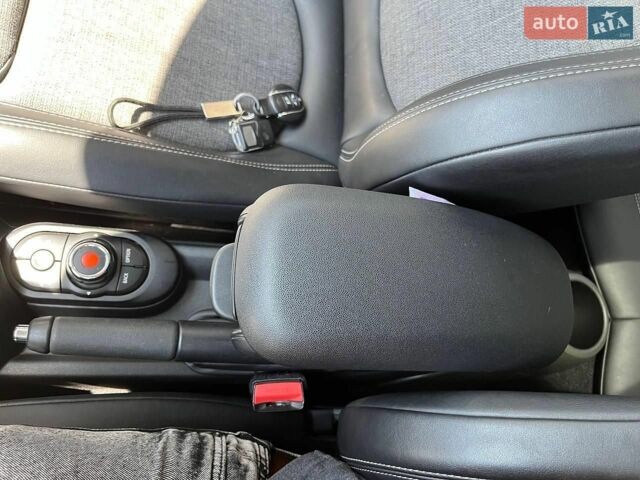 Серый Мини Hatch, объемом двигателя 1.5 л и пробегом 89 тыс. км за 18000 $, фото 10 на Automoto.ua