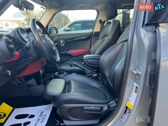 Сірий Міні Hatch, об'ємом двигуна 2 л та пробігом 46 тис. км за 18000 $, фото 10 на Automoto.ua