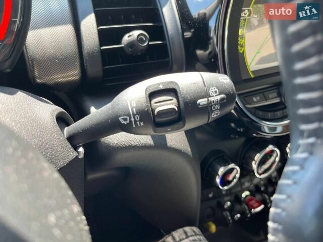 Серый Мини Hatch, объемом двигателя 1.5 л и пробегом 89 тыс. км за 18000 $, фото 13 на Automoto.ua