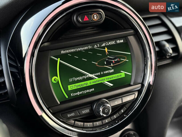 Серый Мини Hatch, объемом двигателя 2 л и пробегом 83 тыс. км за 21500 $, фото 45 на Automoto.ua
