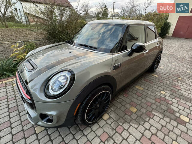 Серый Мини Hatch, объемом двигателя 2 л и пробегом 67 тыс. км за 24500 $, фото 5 на Automoto.ua