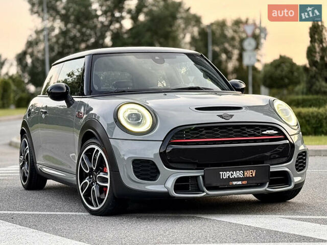 Серый Мини Hatch, объемом двигателя 2 л и пробегом 83 тыс. км за 21500 $, фото 24 на Automoto.ua