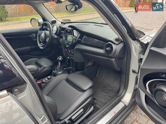 Серый Мини Hatch, объемом двигателя 2 л и пробегом 146 тыс. км за 18500 $, фото 10 на Automoto.ua