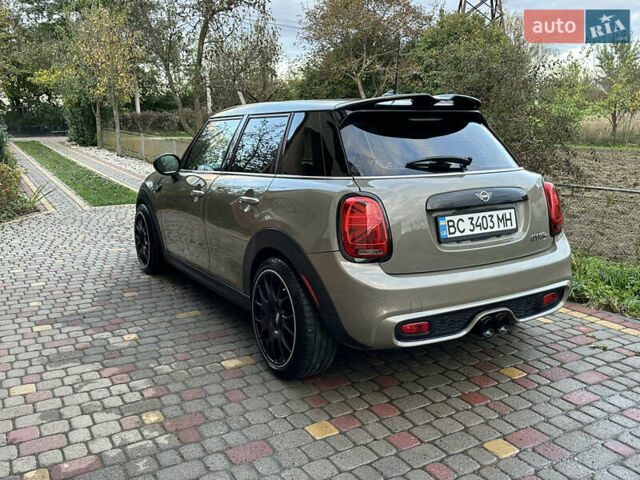 Серый Мини Hatch, объемом двигателя 2 л и пробегом 67 тыс. км за 24500 $, фото 9 на Automoto.ua