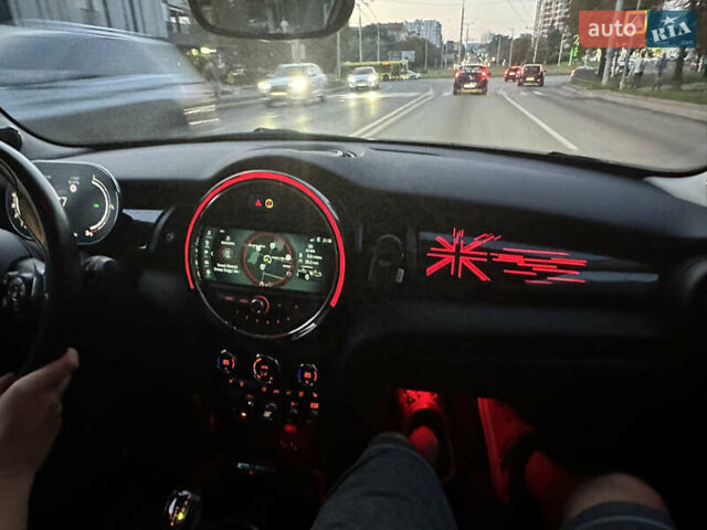 Серый Мини Hatch, объемом двигателя 2 л и пробегом 67 тыс. км за 22900 $, фото 24 на Automoto.ua
