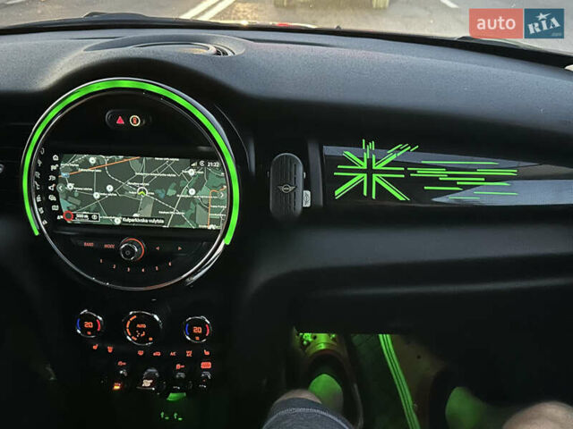 Серый Мини Hatch, объемом двигателя 2 л и пробегом 67 тыс. км за 24500 $, фото 25 на Automoto.ua