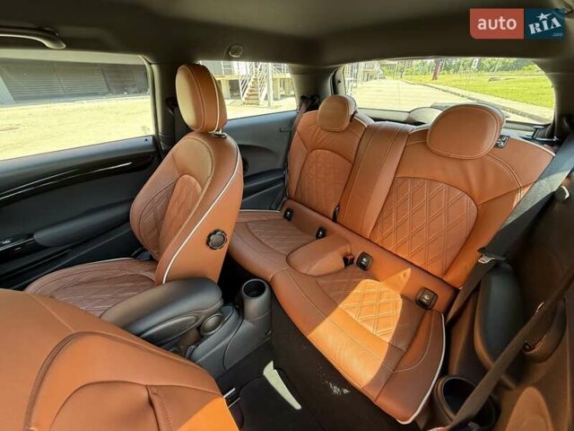 Серый Мини Hatch, объемом двигателя 2 л и пробегом 82 тыс. км за 23999 $, фото 21 на Automoto.ua