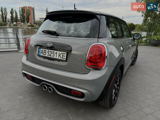 Серый Мини Hatch, объемом двигателя 2 л и пробегом 43 тыс. км за 19000 $, фото 15 на Automoto.ua