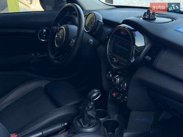 Сірий Міні Hatch, об'ємом двигуна 1.5 л та пробігом 62 тис. км за 14900 $, фото 12 на Automoto.ua