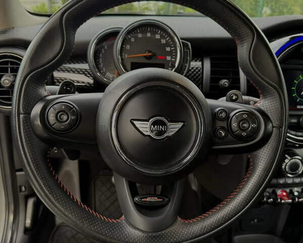 Серый Мини Hatch, объемом двигателя 2 л и пробегом 43 тыс. км за 19000 $, фото 36 на Automoto.ua