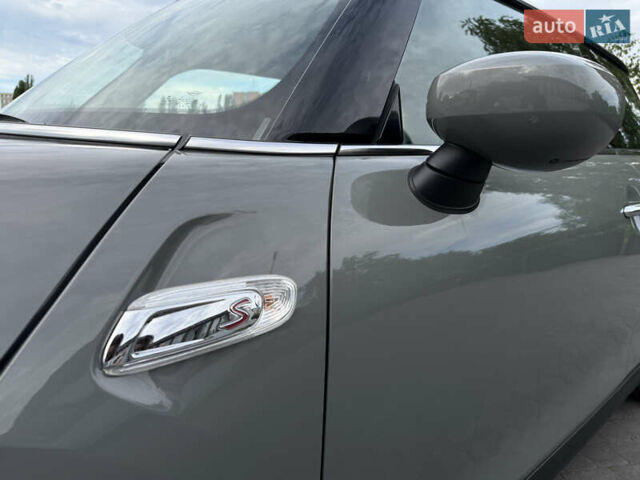 Серый Мини Hatch, объемом двигателя 2 л и пробегом 43 тыс. км за 19000 $, фото 8 на Automoto.ua