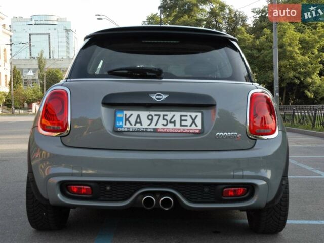 Сірий Міні Hatch, об'ємом двигуна 2 л та пробігом 40 тис. км за 20000 $, фото 5 на Automoto.ua