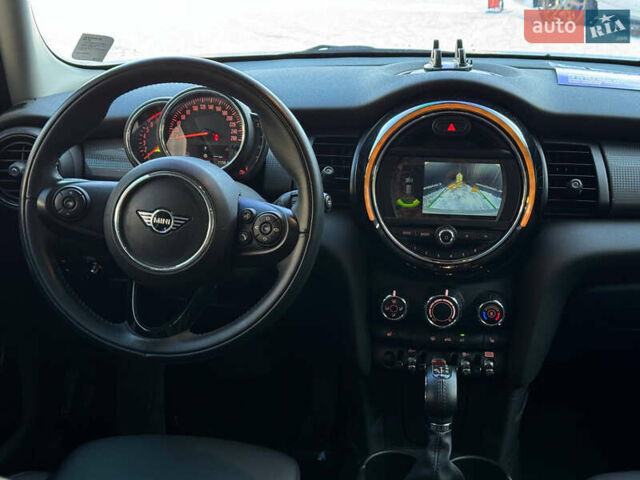 Сірий Міні Hatch, об'ємом двигуна 1.5 л та пробігом 62 тис. км за 14900 $, фото 13 на Automoto.ua