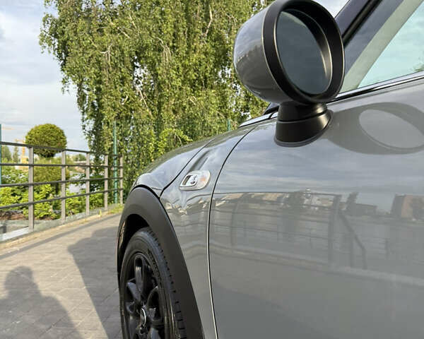 Серый Мини Hatch, объемом двигателя 2 л и пробегом 43 тыс. км за 19000 $, фото 30 на Automoto.ua