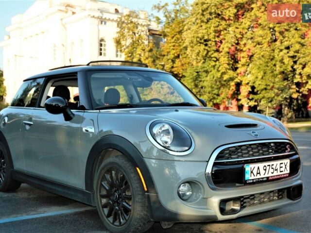 Сірий Міні Hatch, об'ємом двигуна 2 л та пробігом 40 тис. км за 20000 $, фото 1 на Automoto.ua