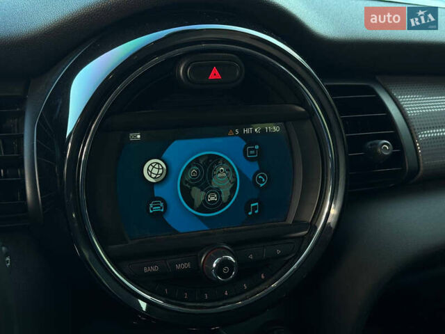 Сірий Міні Hatch, об'ємом двигуна 1.5 л та пробігом 62 тис. км за 14900 $, фото 18 на Automoto.ua